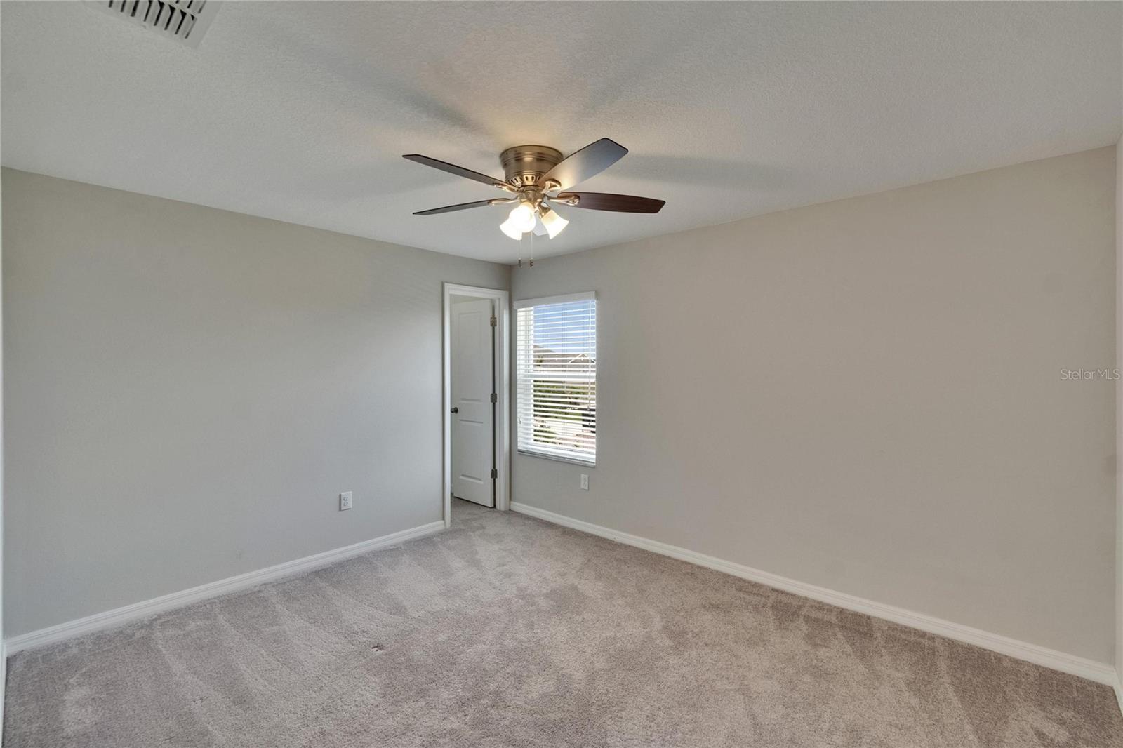 Image 25 of 41 For 7325 Parkshore Drive