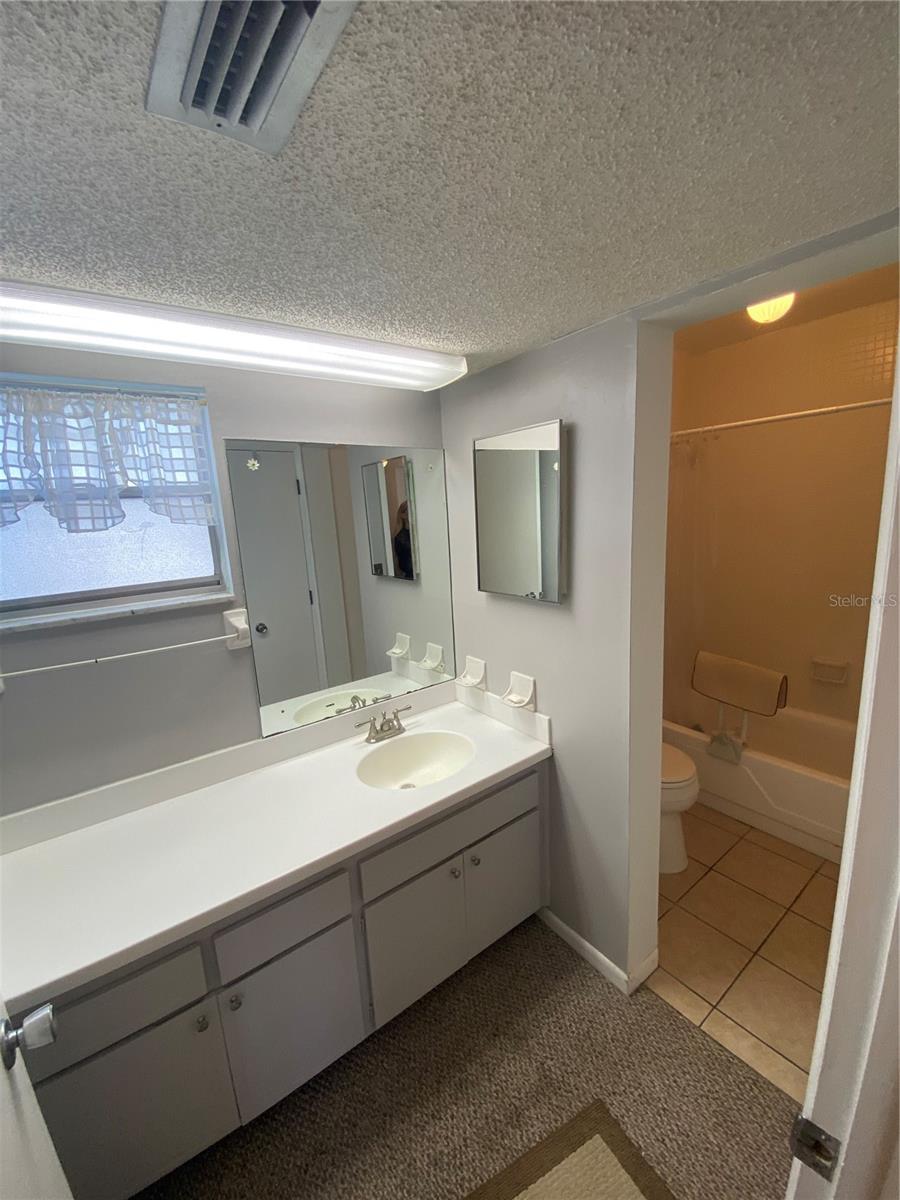 Image 13 of 19 For 8303 Bardmoor Boulevard 104