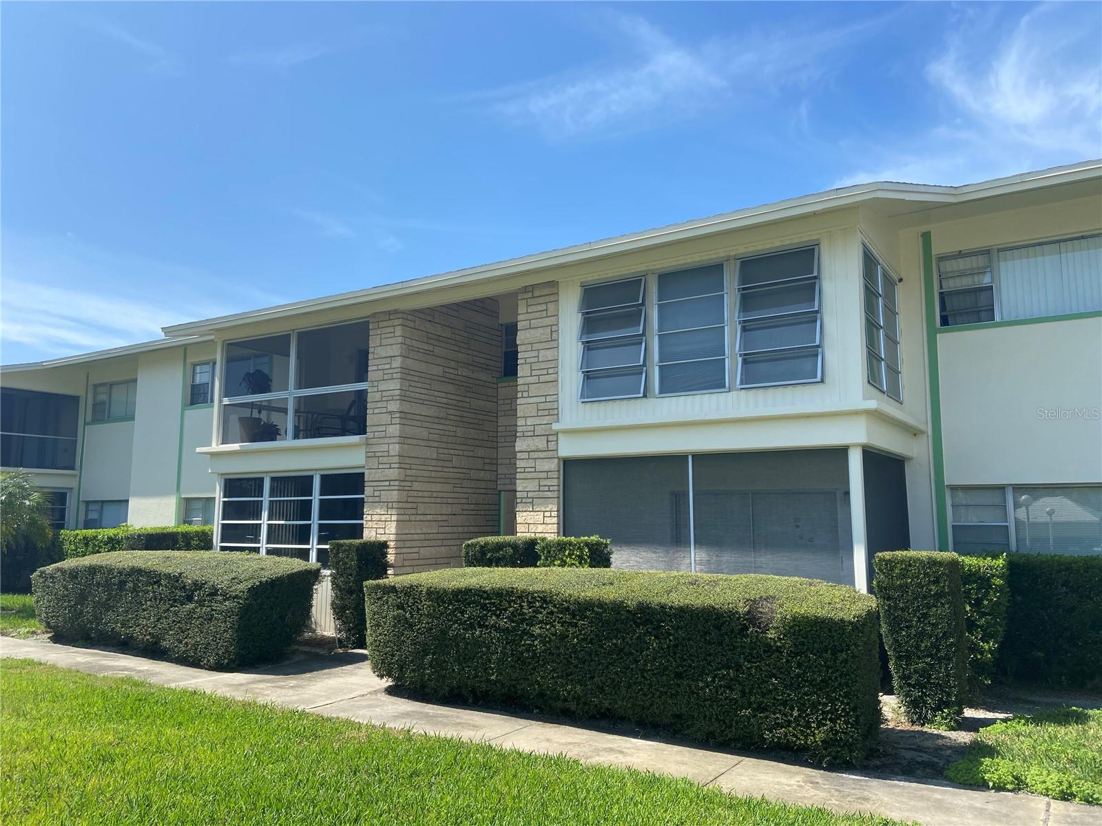 Image 2 of 19 For 8303 Bardmoor Boulevard 104