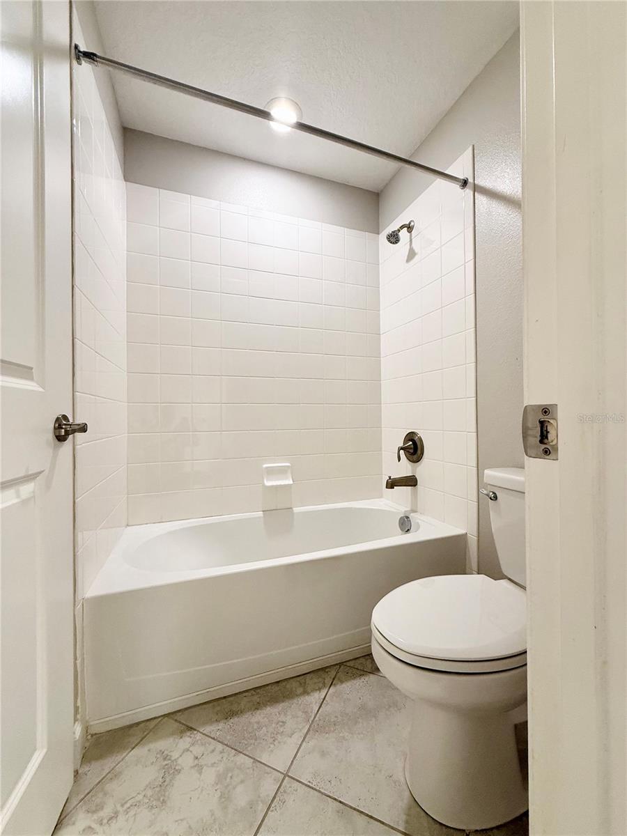 Image 19 of 25 For 3192 Calvano Drive