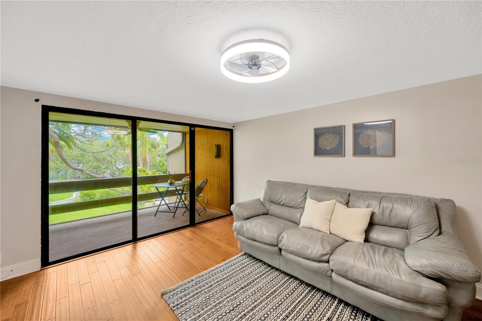 Image 27 of 58 For 1111 Bayshore Boulevard E10