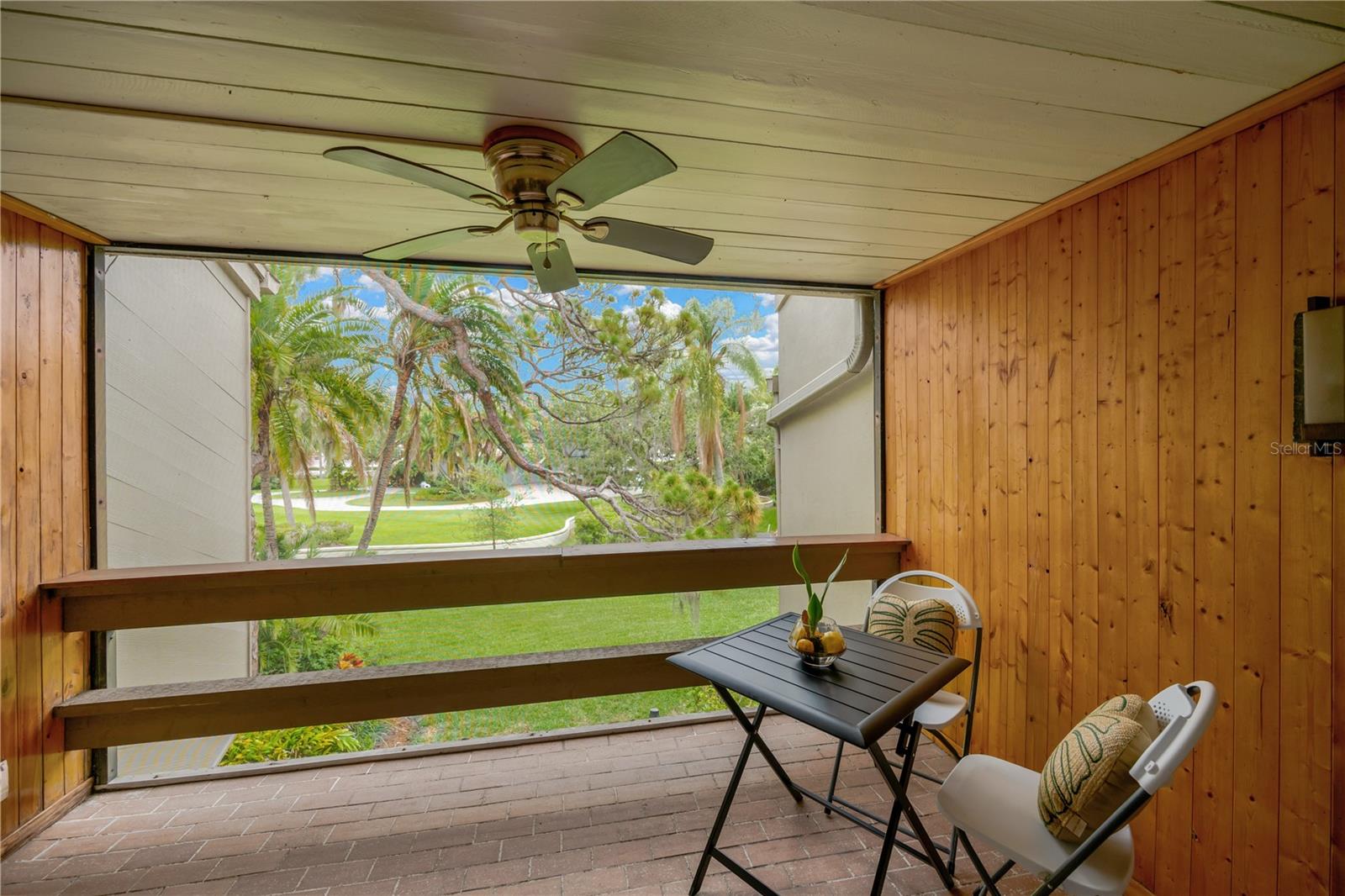 Image 30 of 58 For 1111 Bayshore Boulevard E10