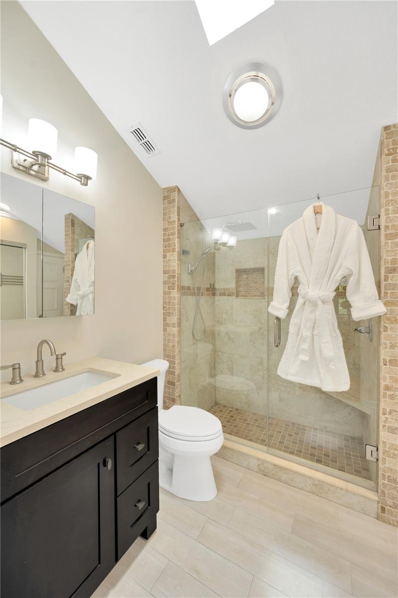 Image 40 of 58 For 1111 Bayshore Boulevard E10