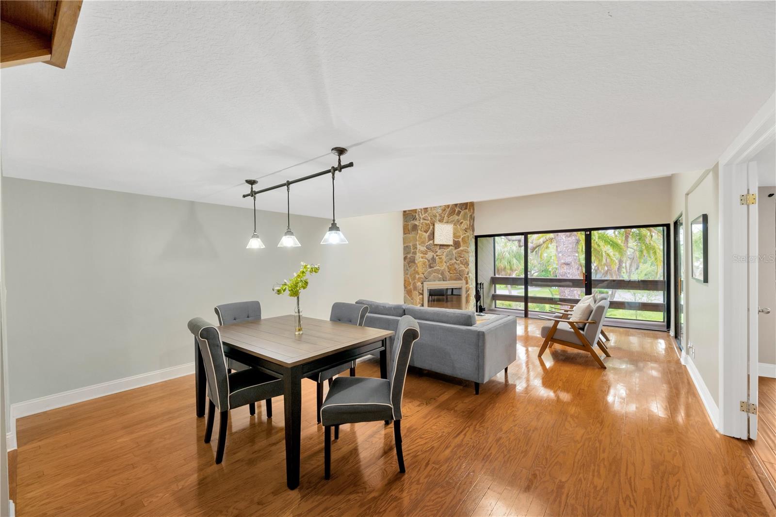 Image 8 of 58 For 1111 Bayshore Boulevard E10