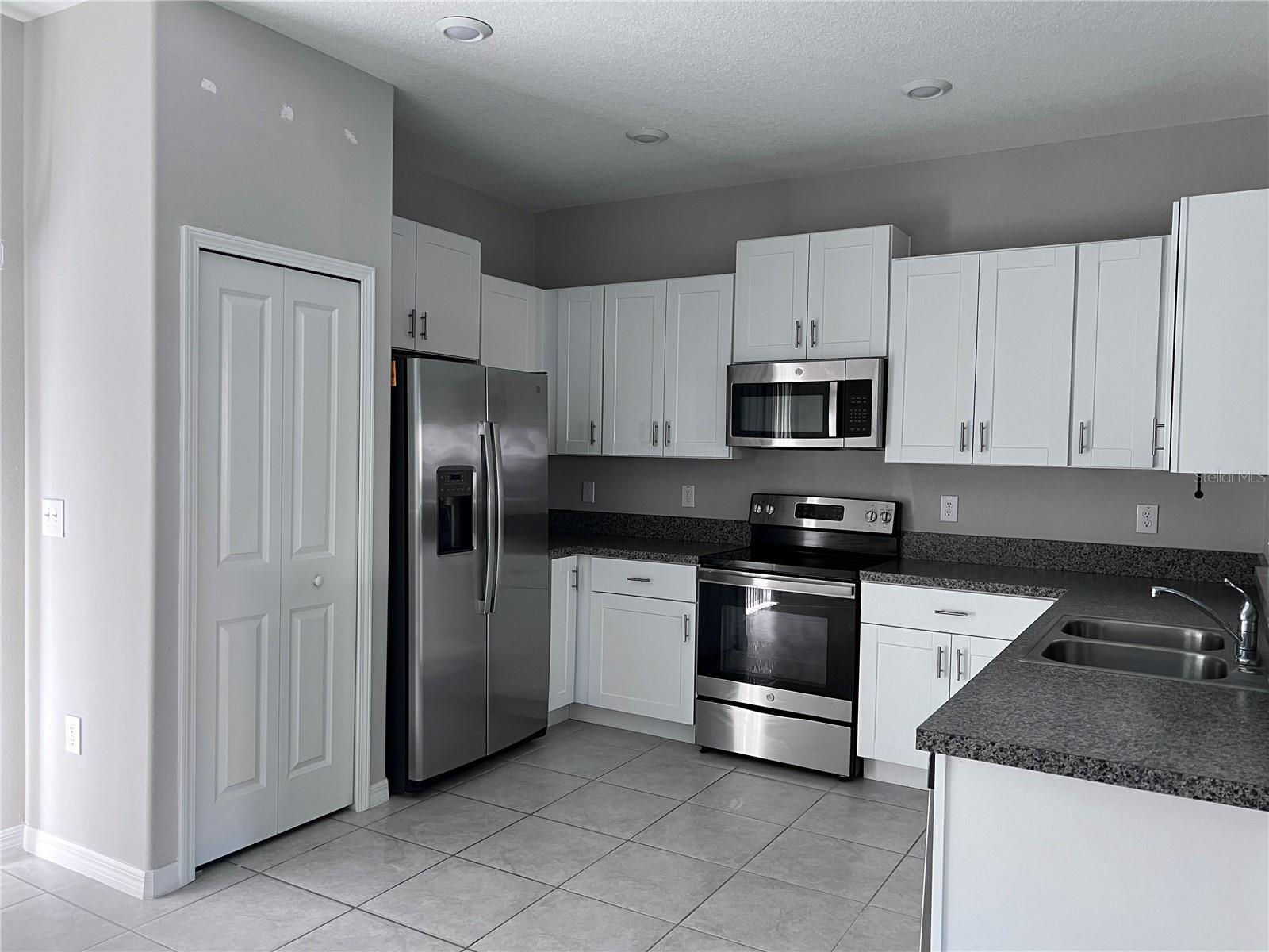 Image 8 of 19 For 3515 Bellmeade Court