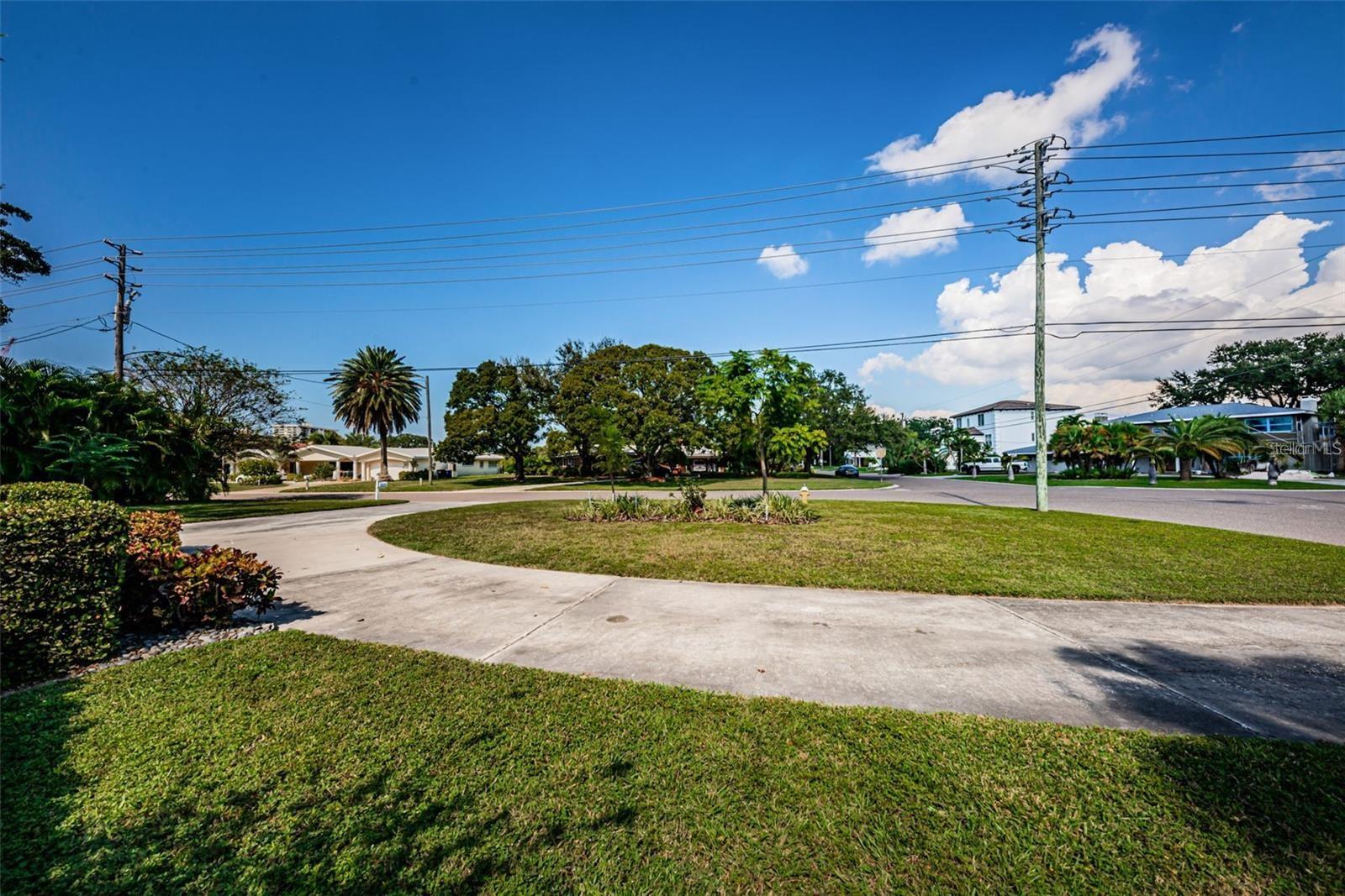 Image 11 of 53 For 431 Windward Passage