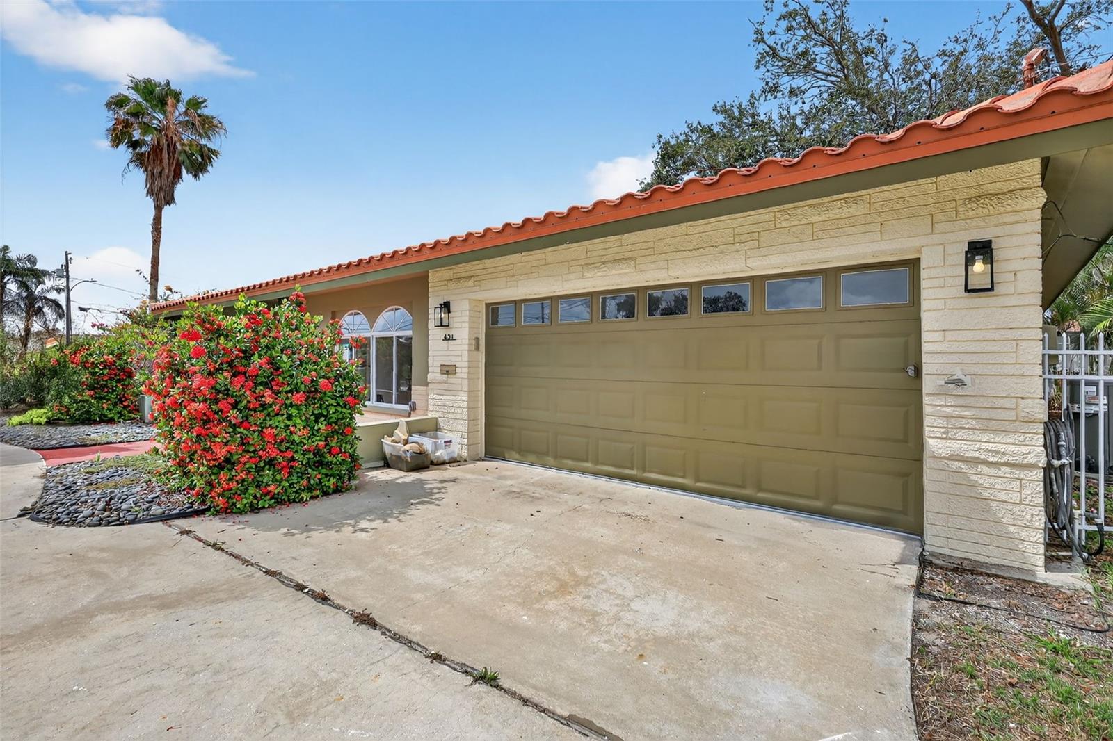 Image 16 of 53 For 431 Windward Passage