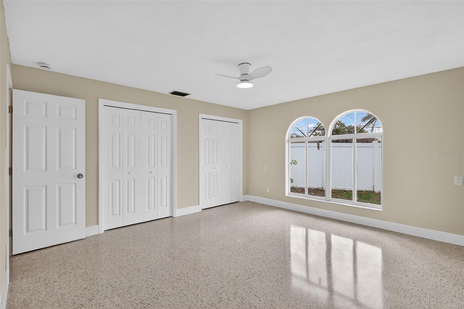 Image 33 of 53 For 431 Windward Passage
