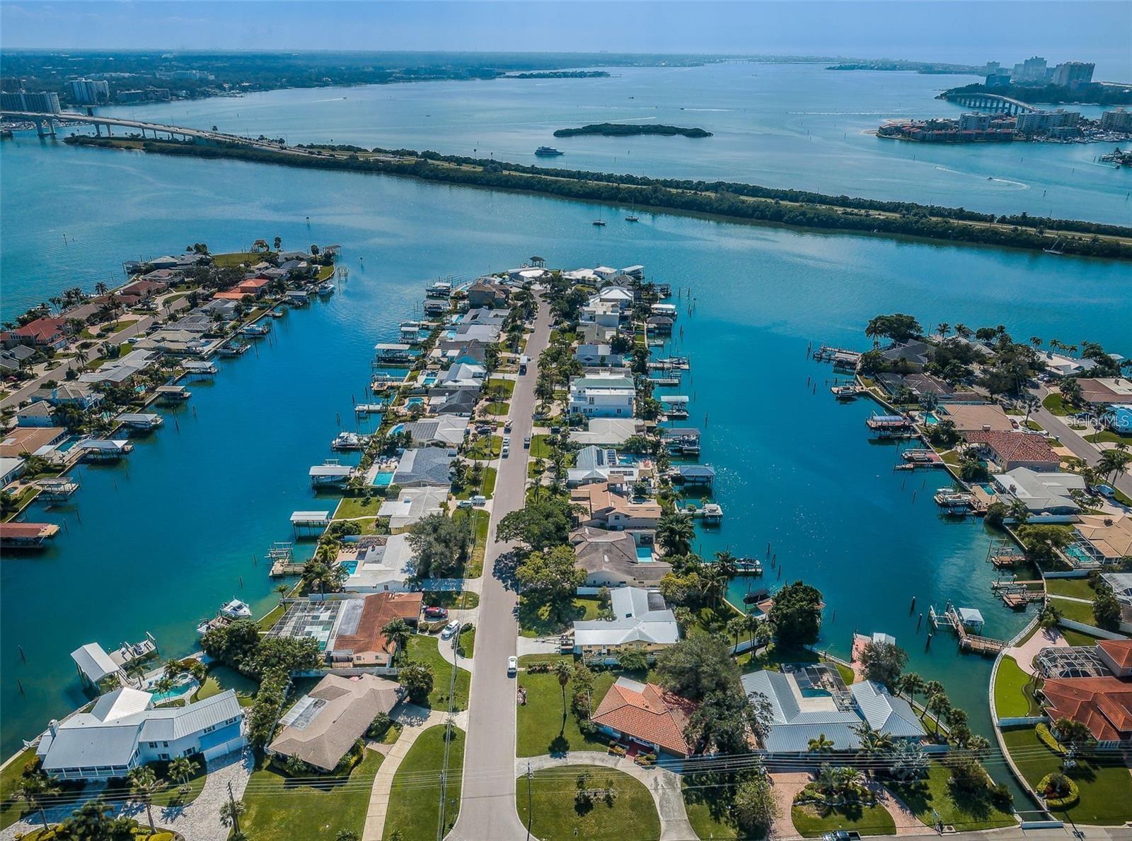Image 4 of 53 For 431 Windward Passage