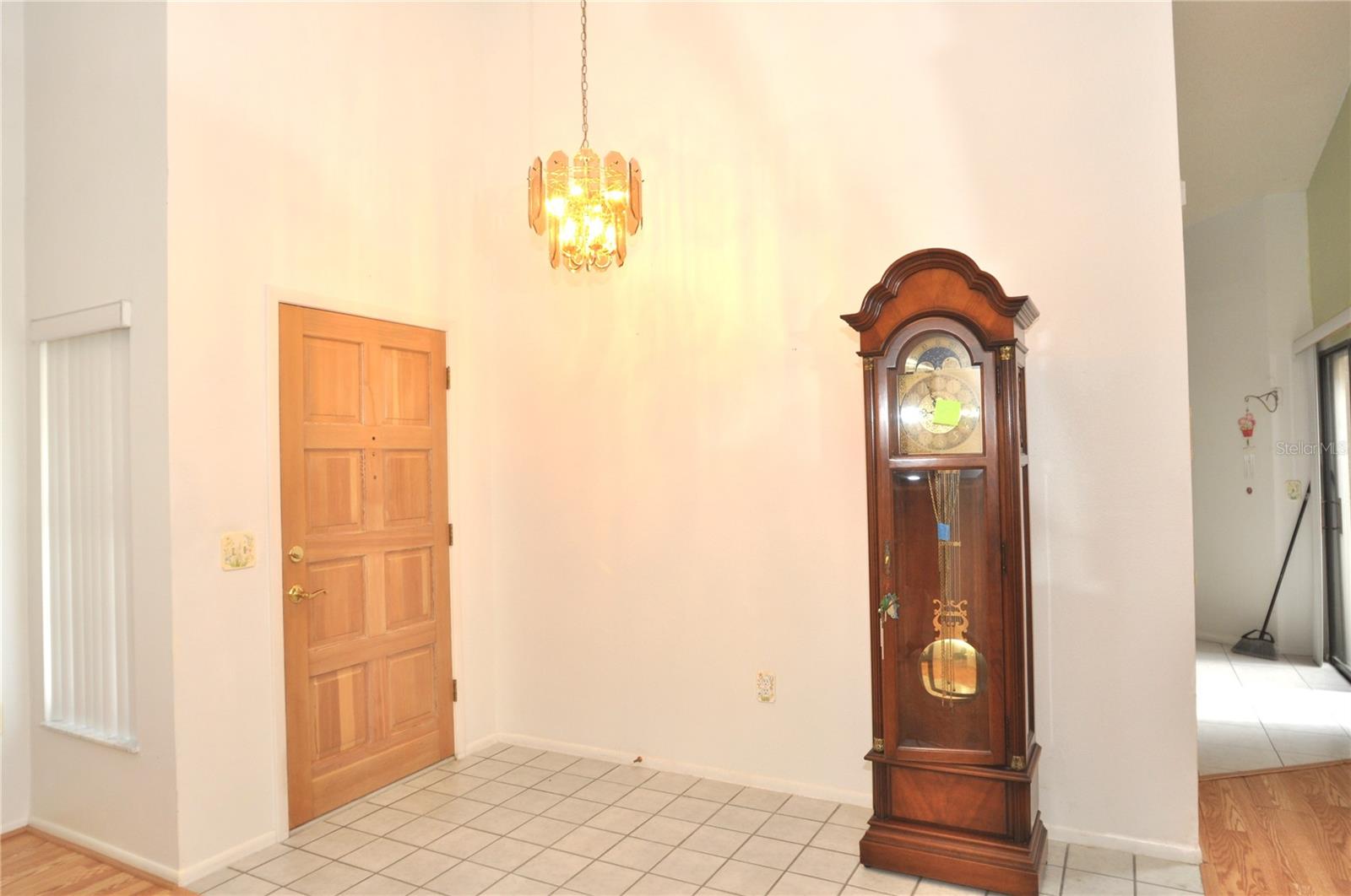 Image 3 of 38 For 5530 Salem Square Drive N