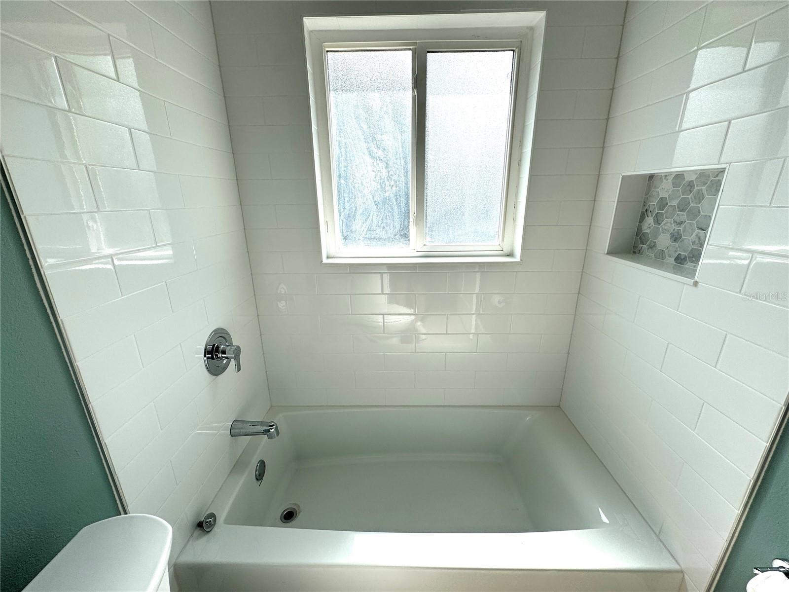 Image 13 of 18 For 814 19th Street Sw