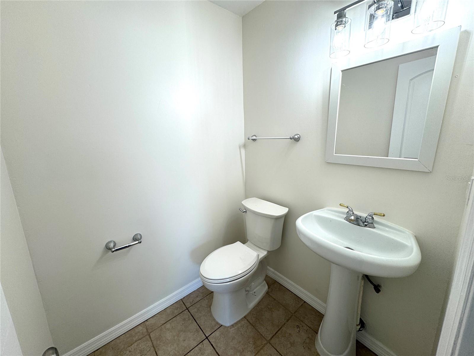 Image 18 of 18 For 814 19th Street Sw