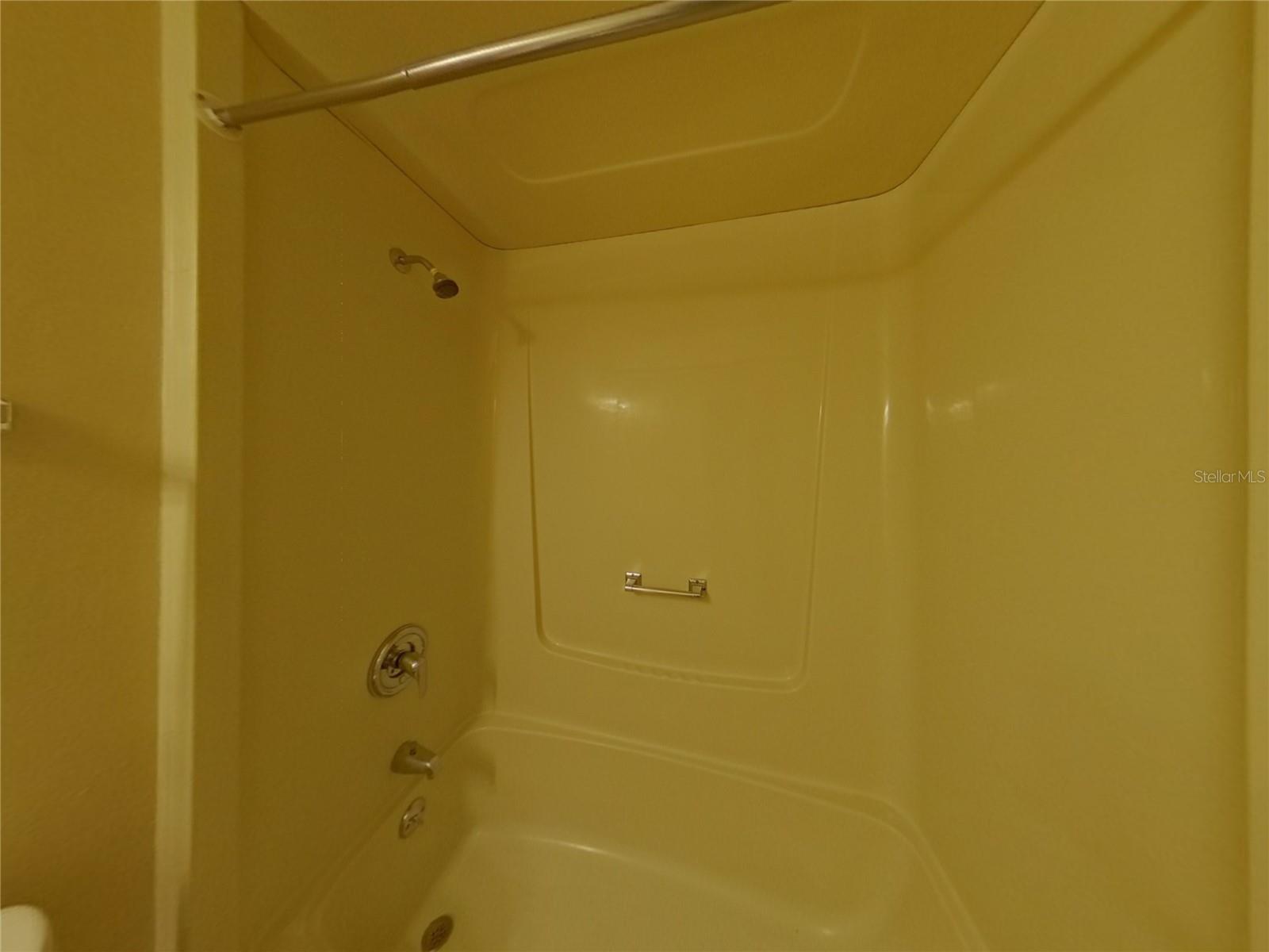 Image 13 of 15 For 6092 Burch Street N