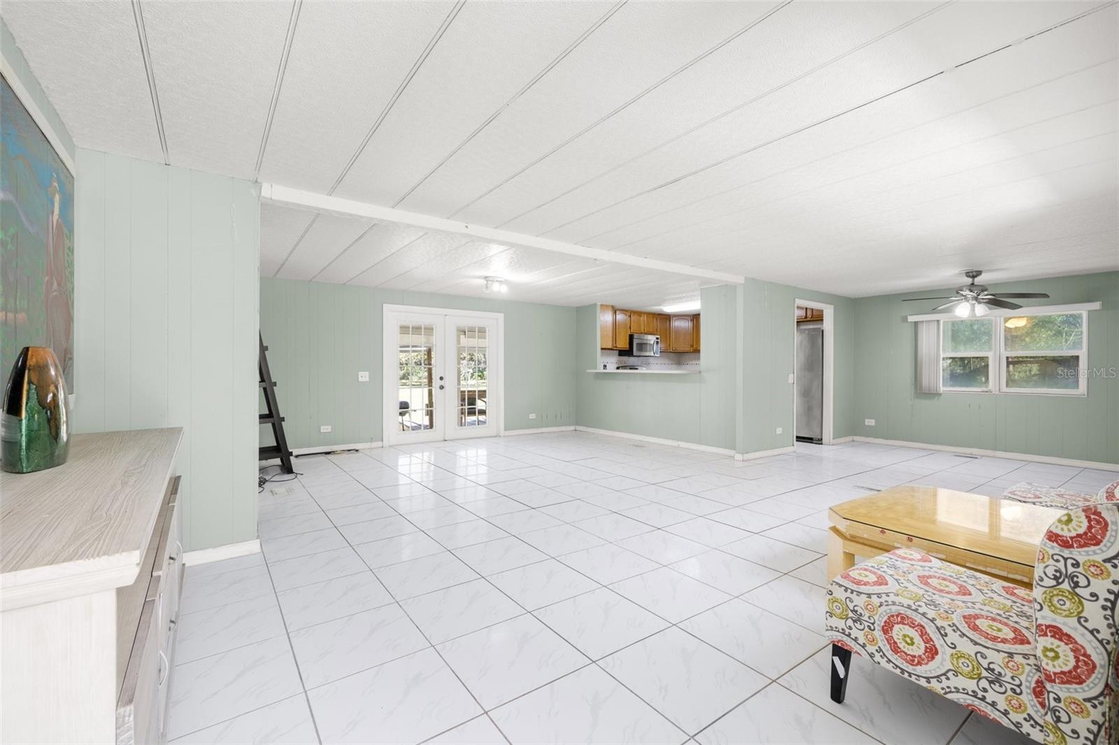 Image 26 of 48 For 11336 Russell Drive