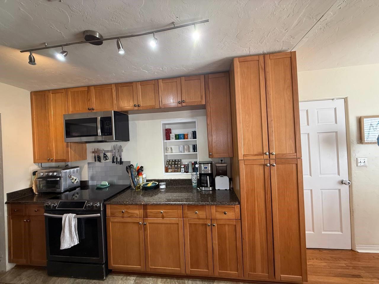 Image 11 of 45 For 5347 10th Street N