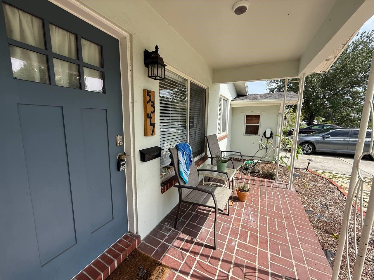 Image 4 of 45 For 5347 10th Street N