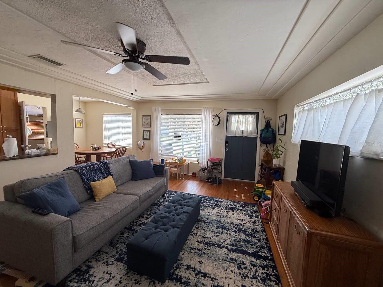 Image 7 of 45 For 5347 10th Street N