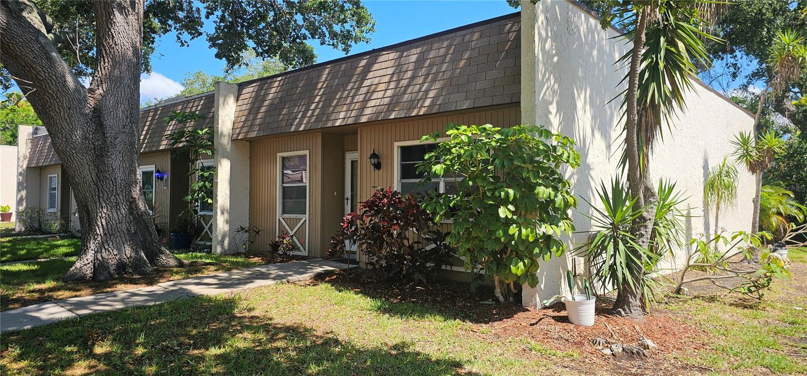 Details for 11511 113th Street 4f, SEMINOLE, FL 33778