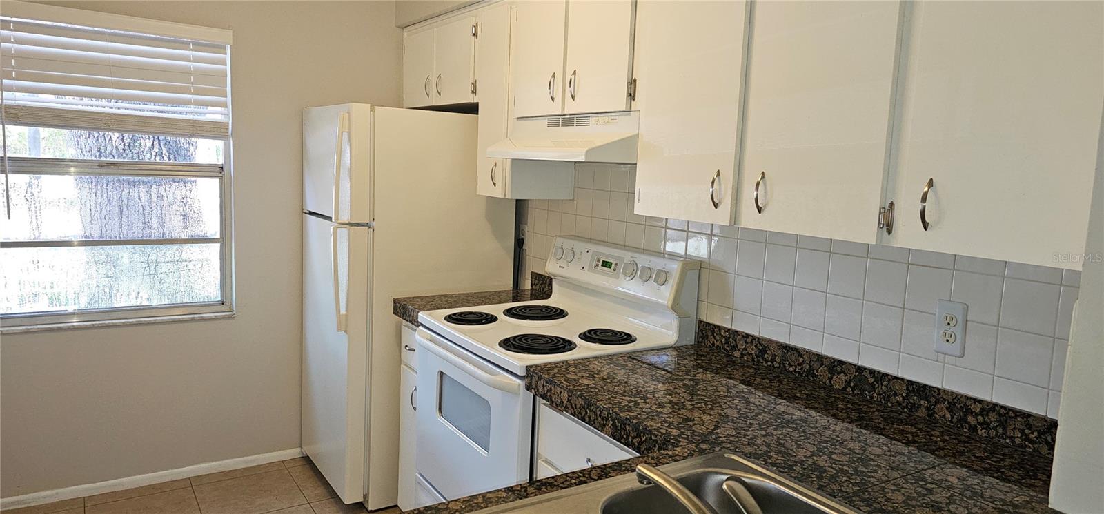 Image 3 of 27 For 11511 113th Street 4f