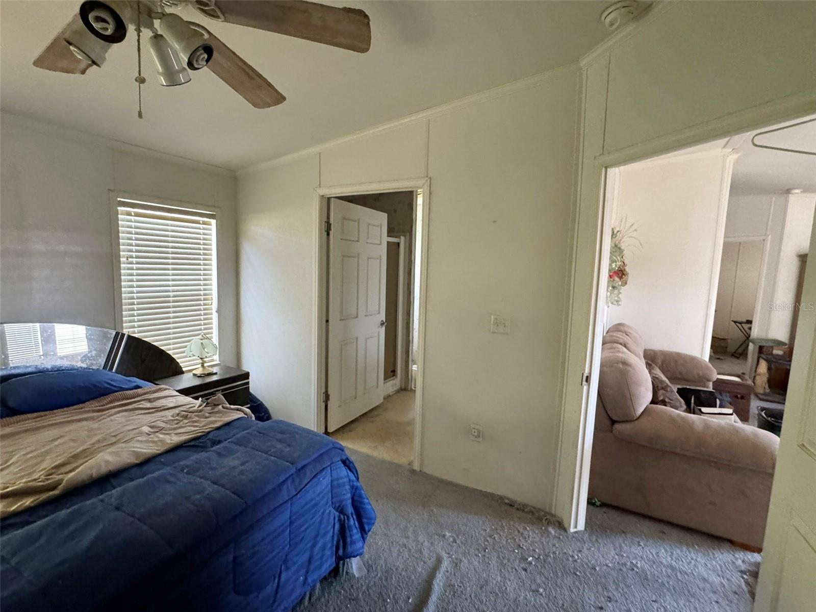 Image 12 of 35 For 205 Portia Street S