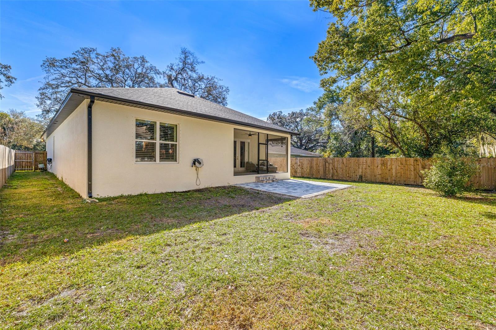 Image 15 of 18 For 9310 Willow Avenue