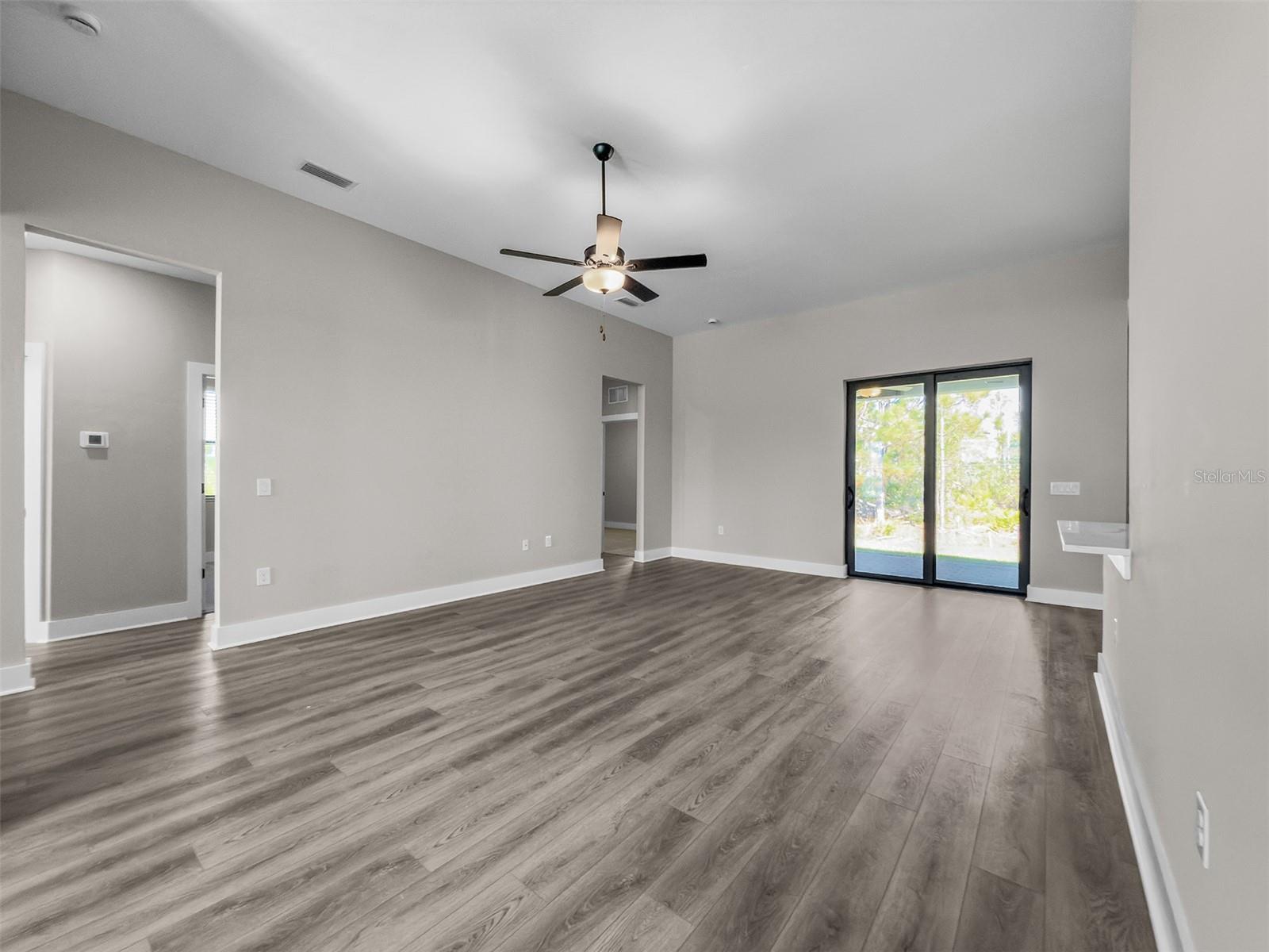 Image 6 of 19 For 5104 Munhal Street