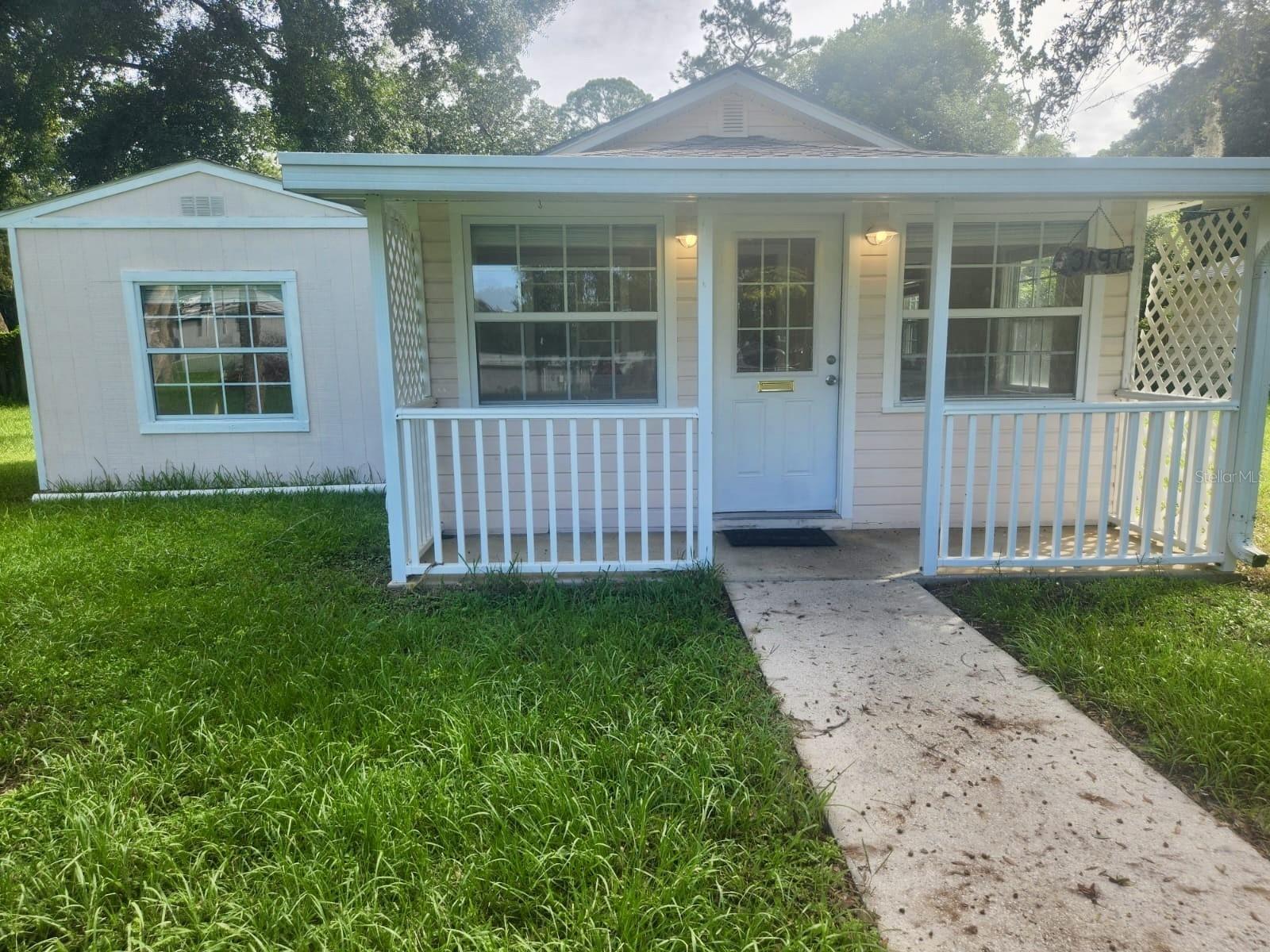 Listing photo id 0 for 3191 Canadian Way