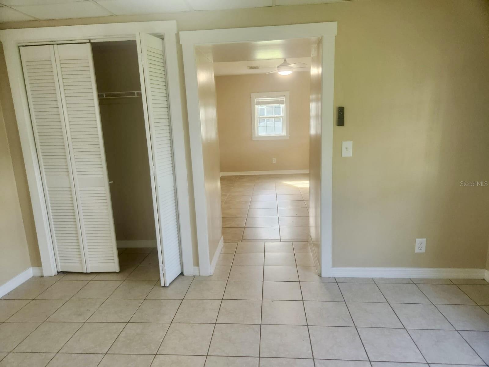 Listing photo id 7 for 3191 Canadian Way