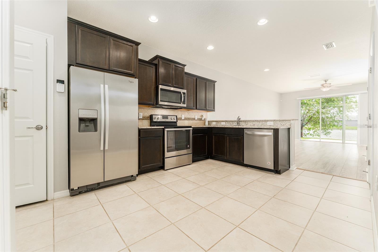 Image 11 of 65 For 9140 Hillcroft Drive
