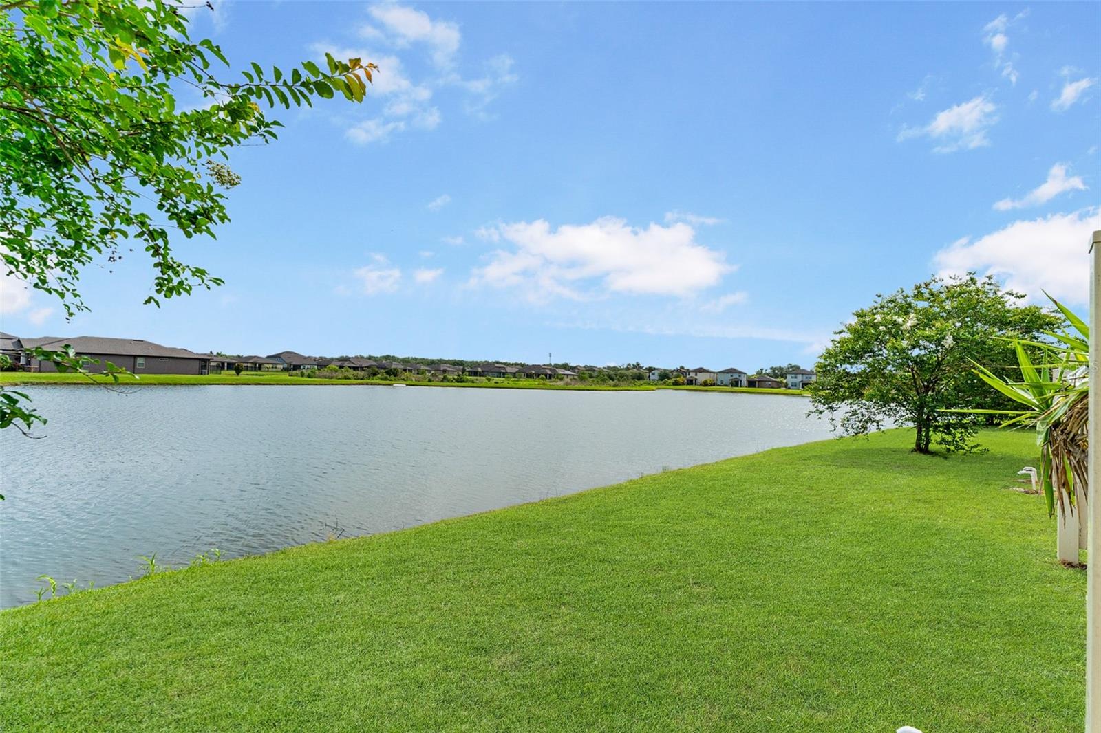Image 16 of 65 For 9140 Hillcroft Drive