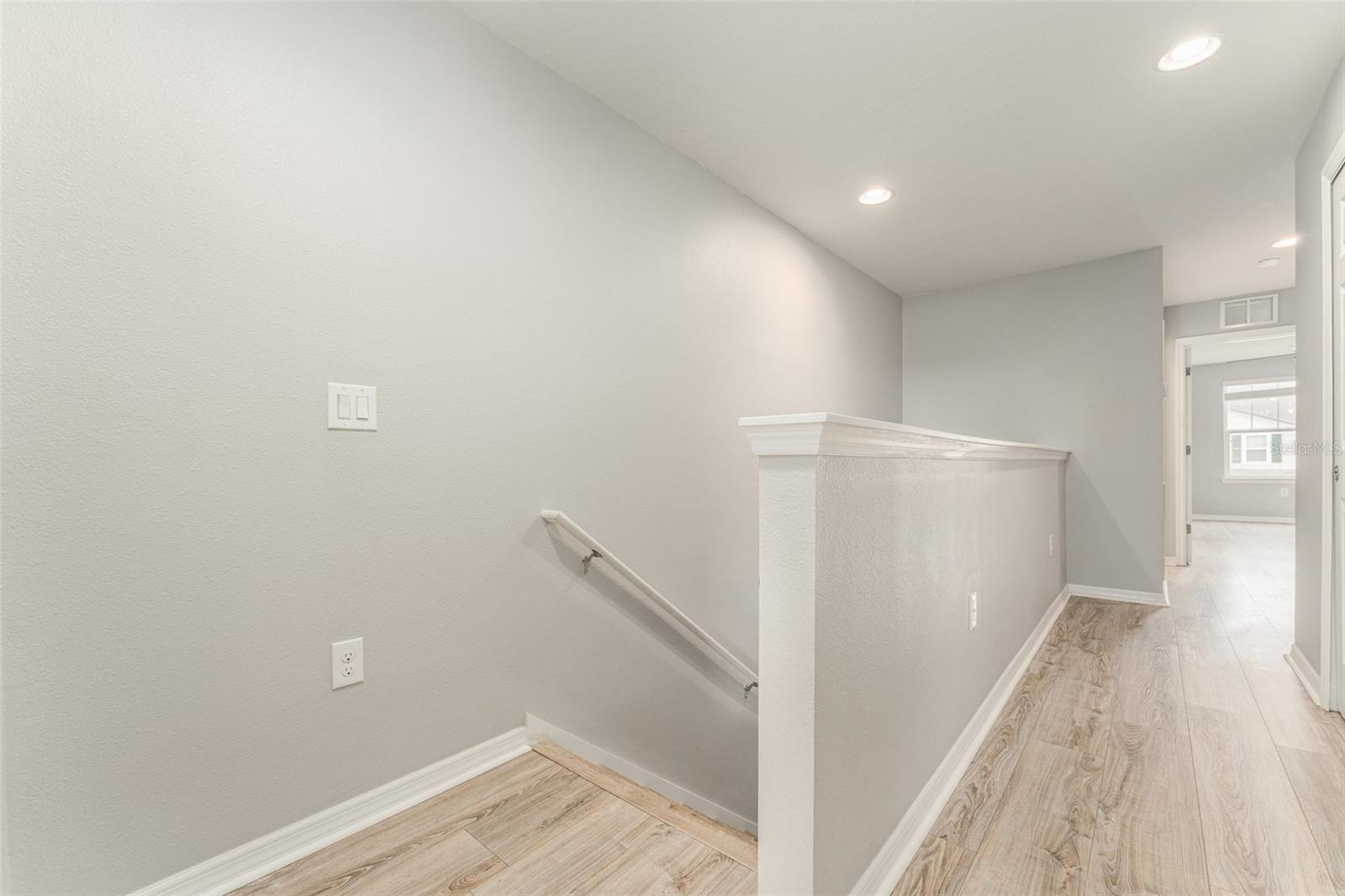 Image 21 of 65 For 9140 Hillcroft Drive