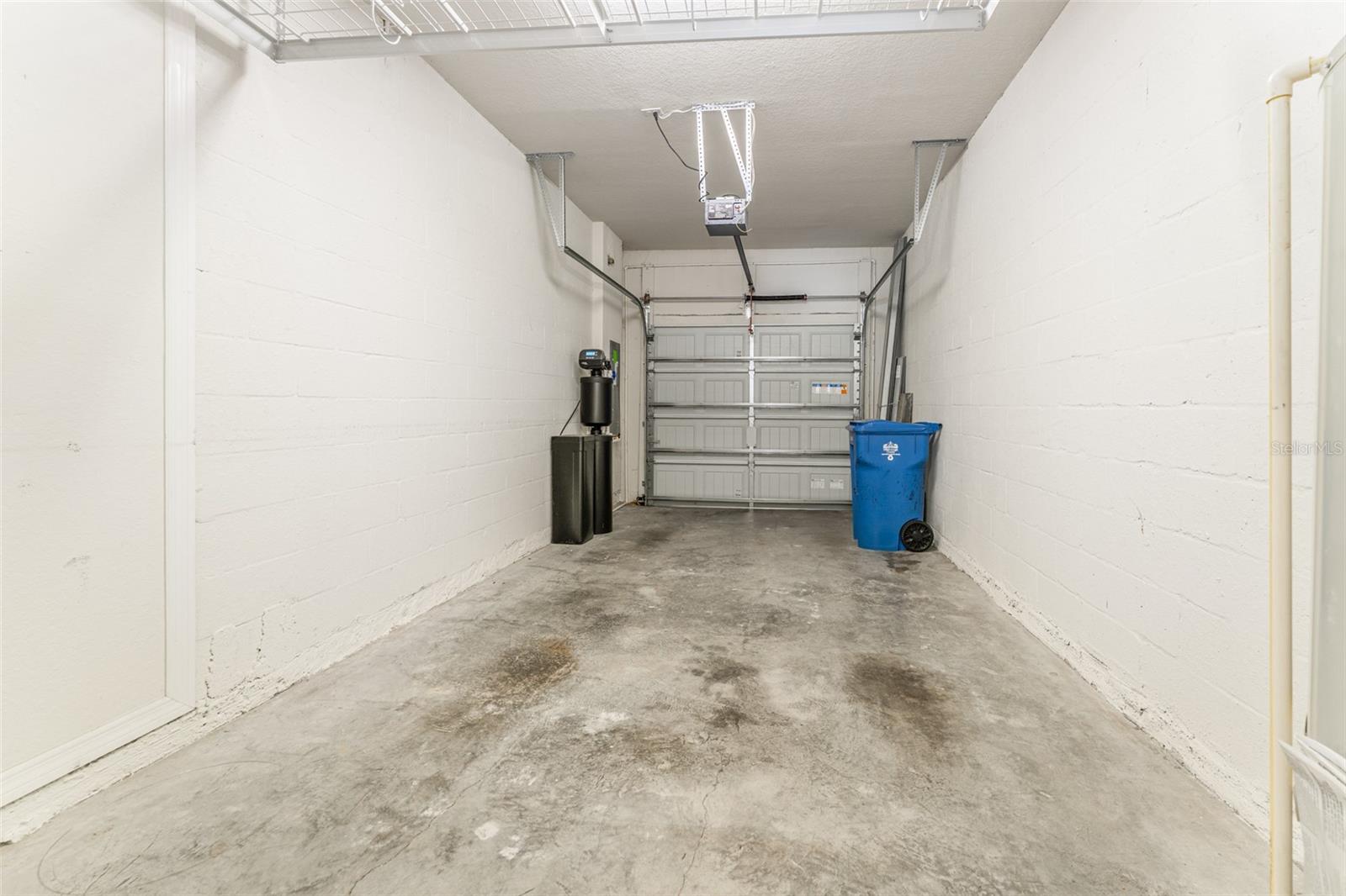 Image 32 of 65 For 9140 Hillcroft Drive