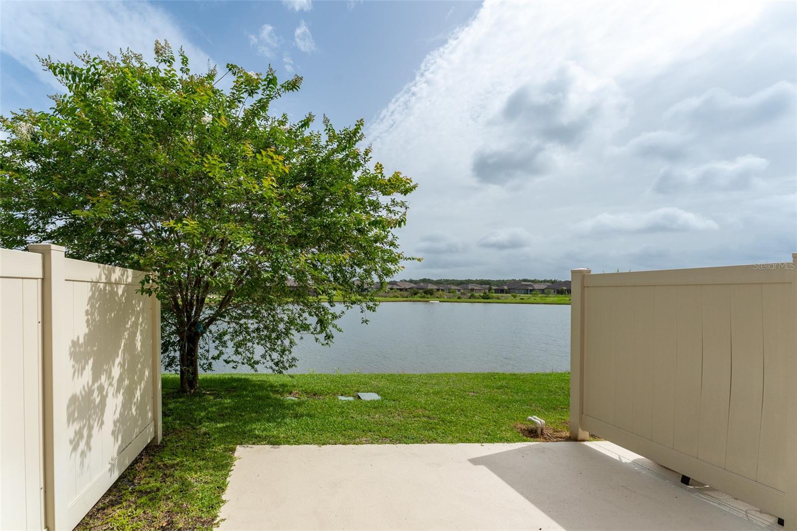 Image 38 of 65 For 9140 Hillcroft Drive