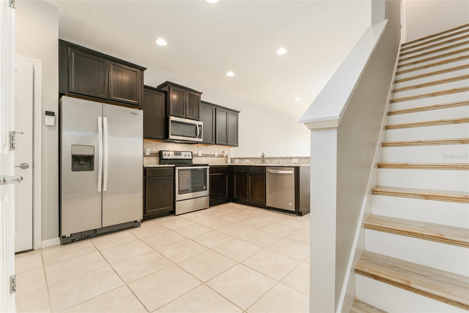 Image 6 of 65 For 9140 Hillcroft Drive