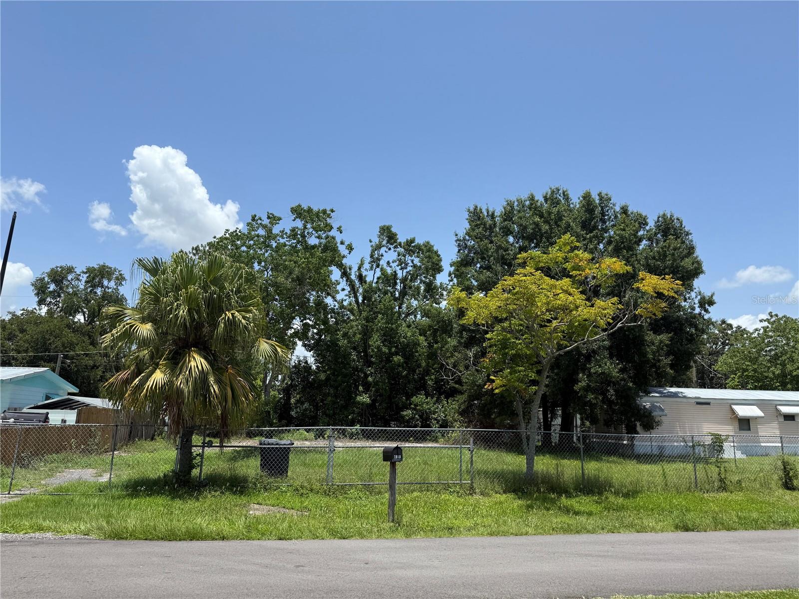 Image 2 of 7 For 7018 51st Avenue