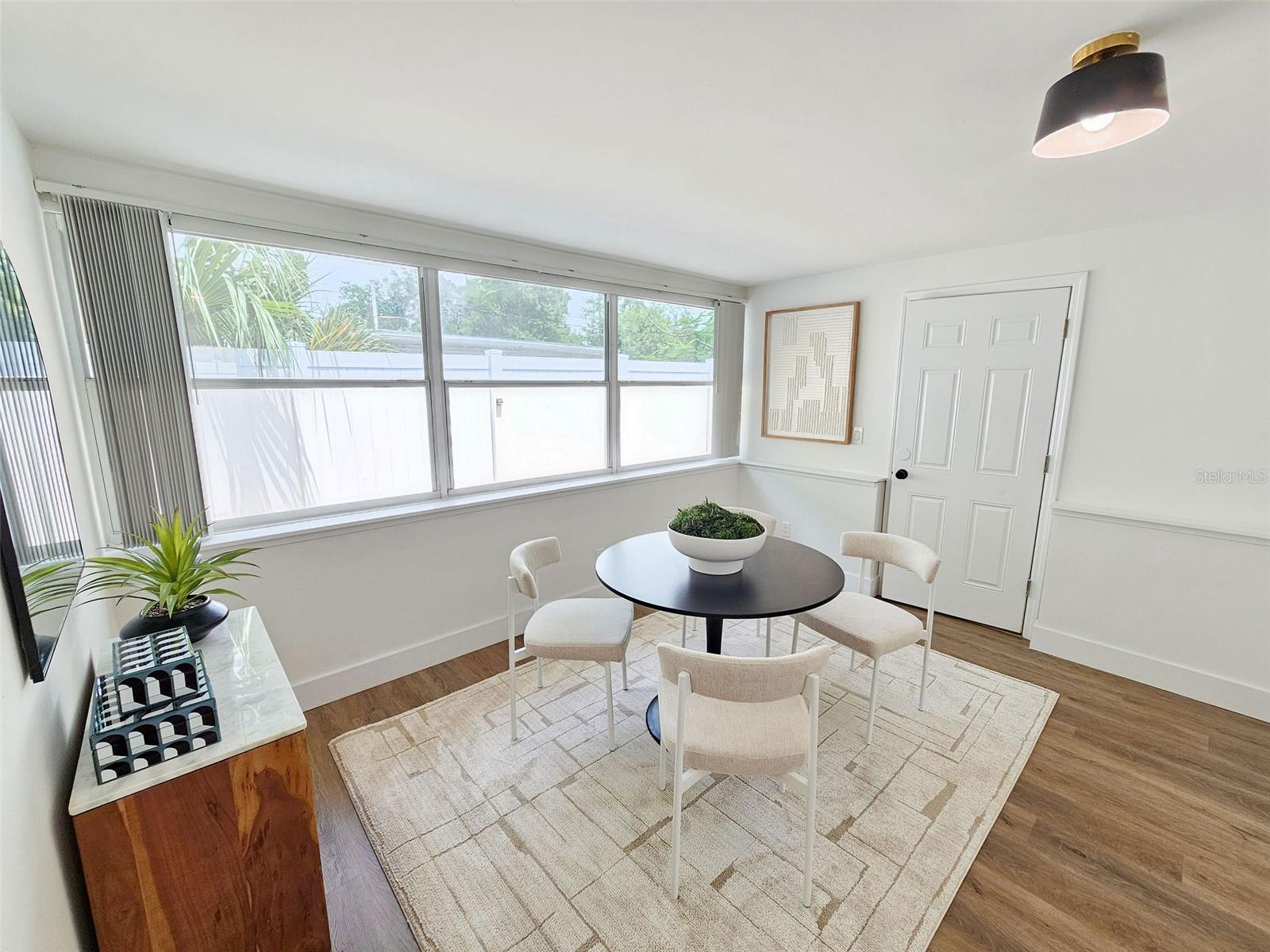 Image 13 of 37 For 1416 55th Avenue N
