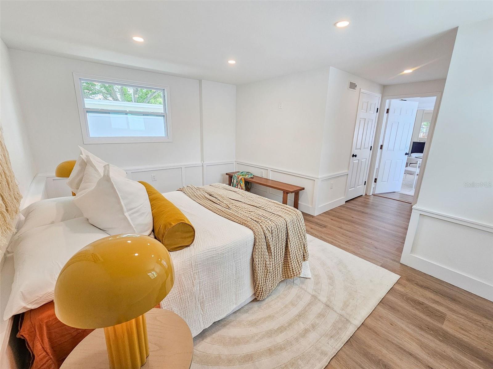 Image 16 of 37 For 1416 55th Avenue N