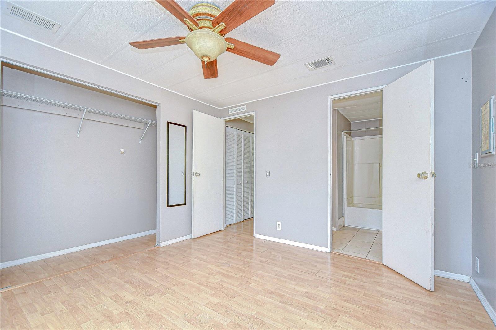 Image 31 of 64 For 3153 Tina Marie Drive