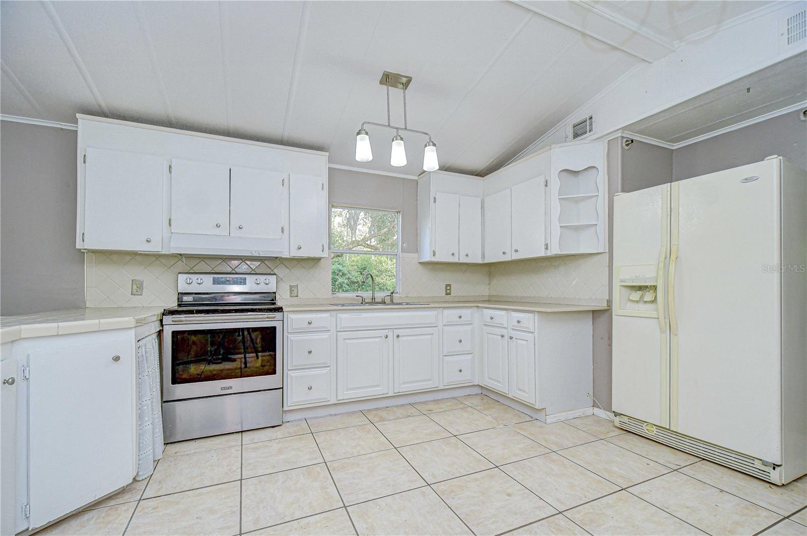 Image 4 of 64 For 3153 Tina Marie Drive