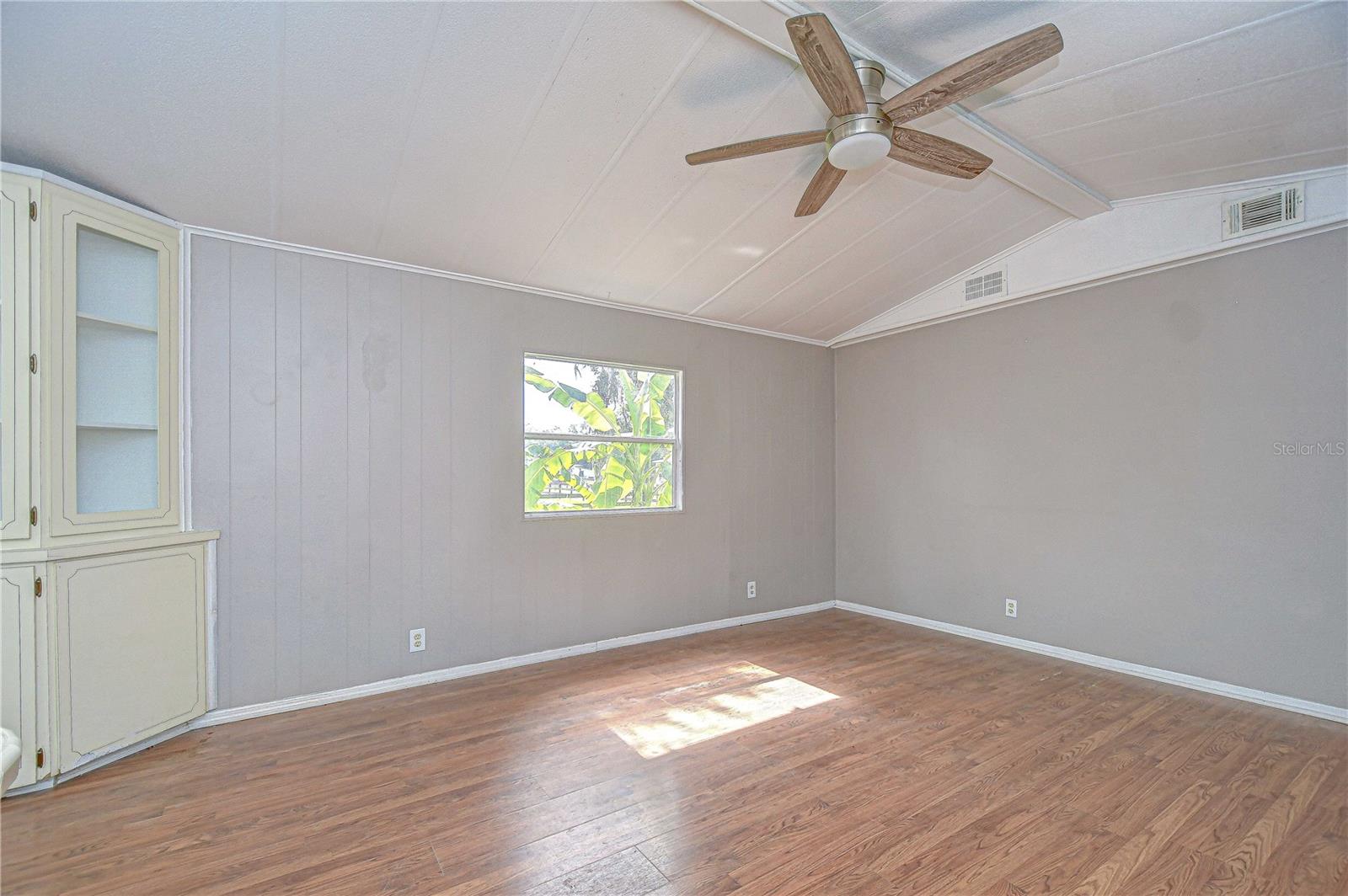 Image 40 of 64 For 3153 Tina Marie Drive
