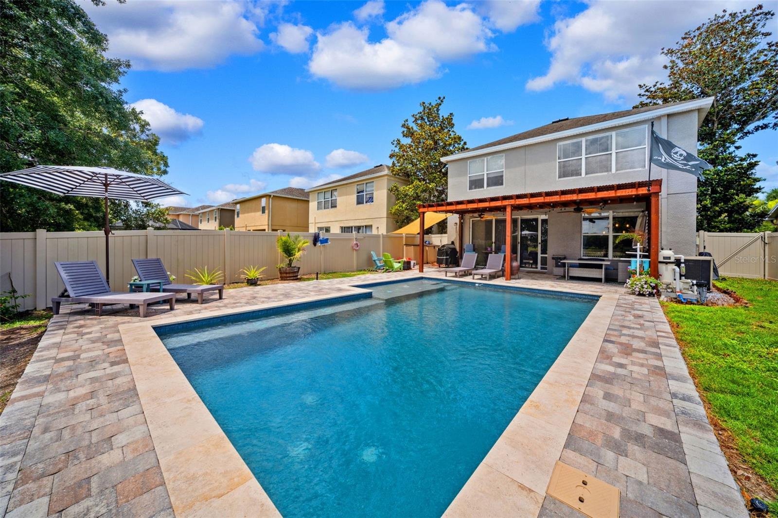 Image 23 of 48 For 13722 Lakemont Drive