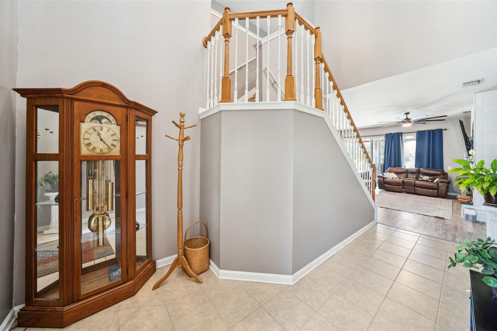 Image 6 of 48 For 13722 Lakemont Drive