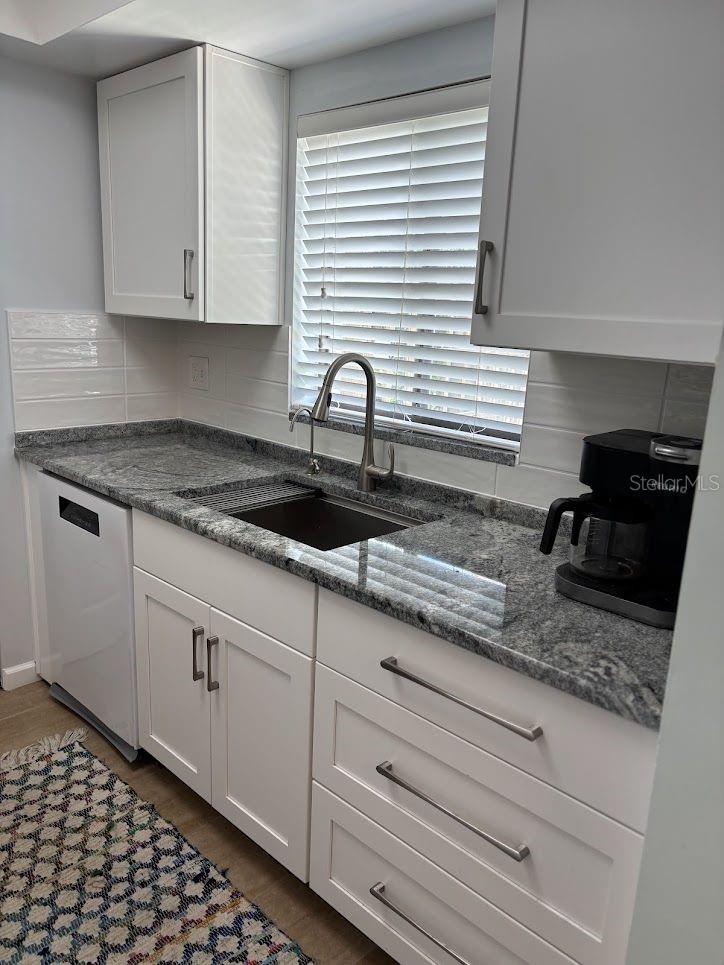 Image 3 of 22 For 1055 6th Avenue A11