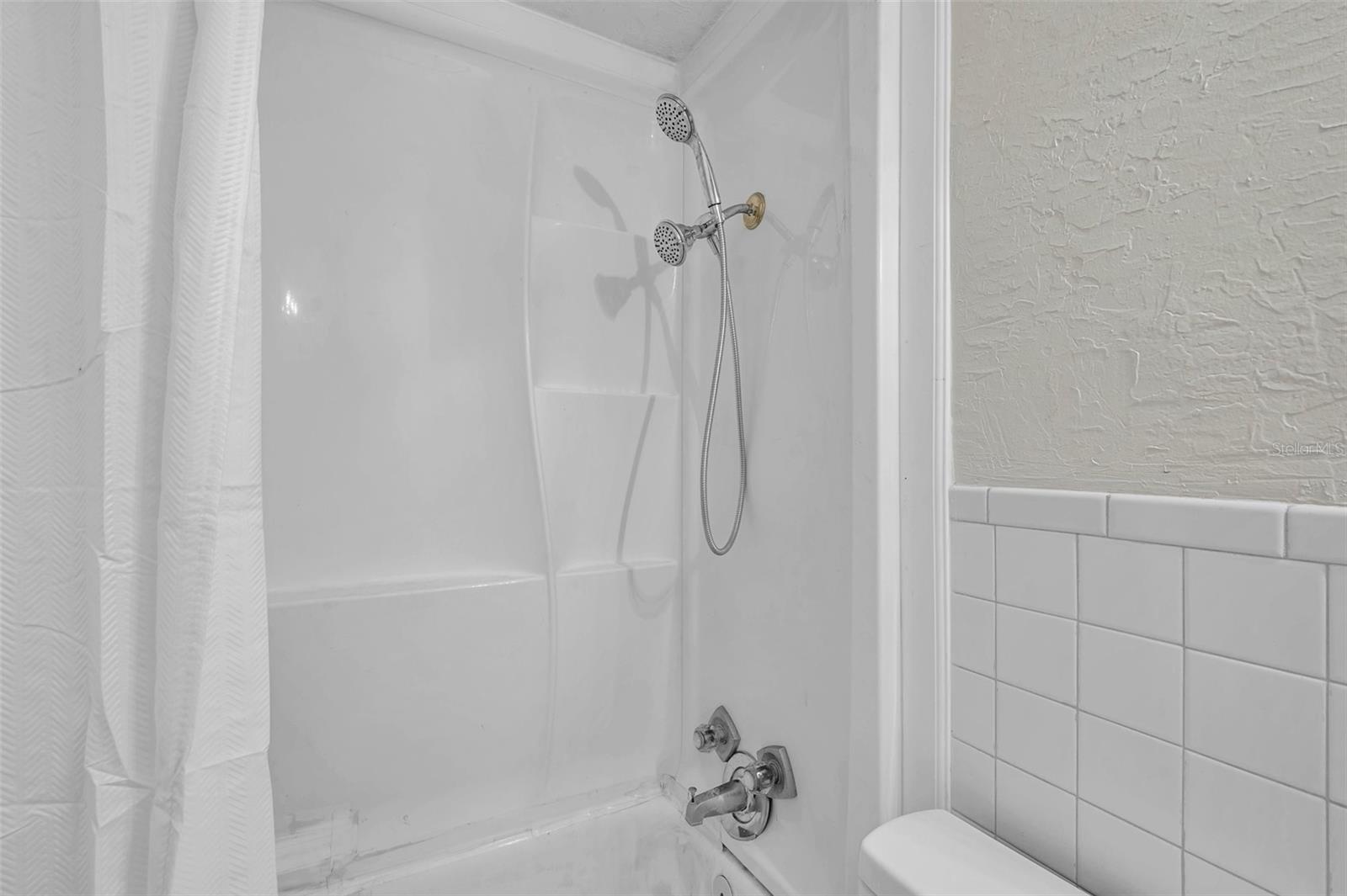 Image 23 of 31 For 6497 43rd Avenue N