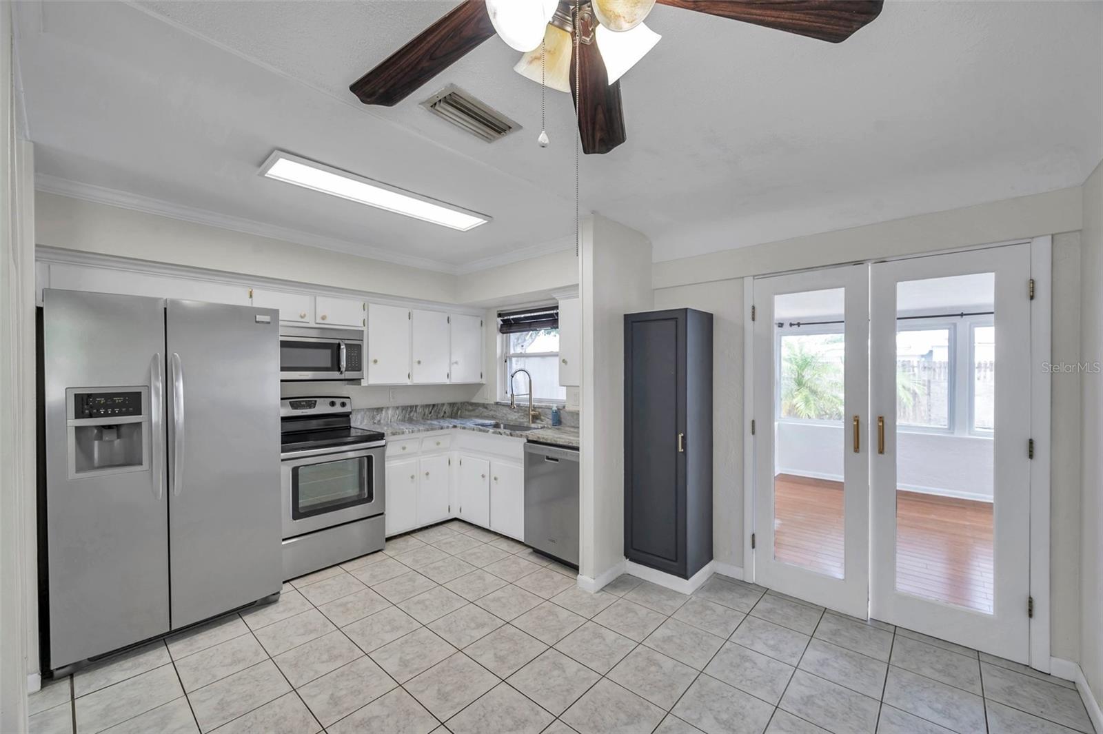 Image 3 of 31 For 6497 43rd Avenue N