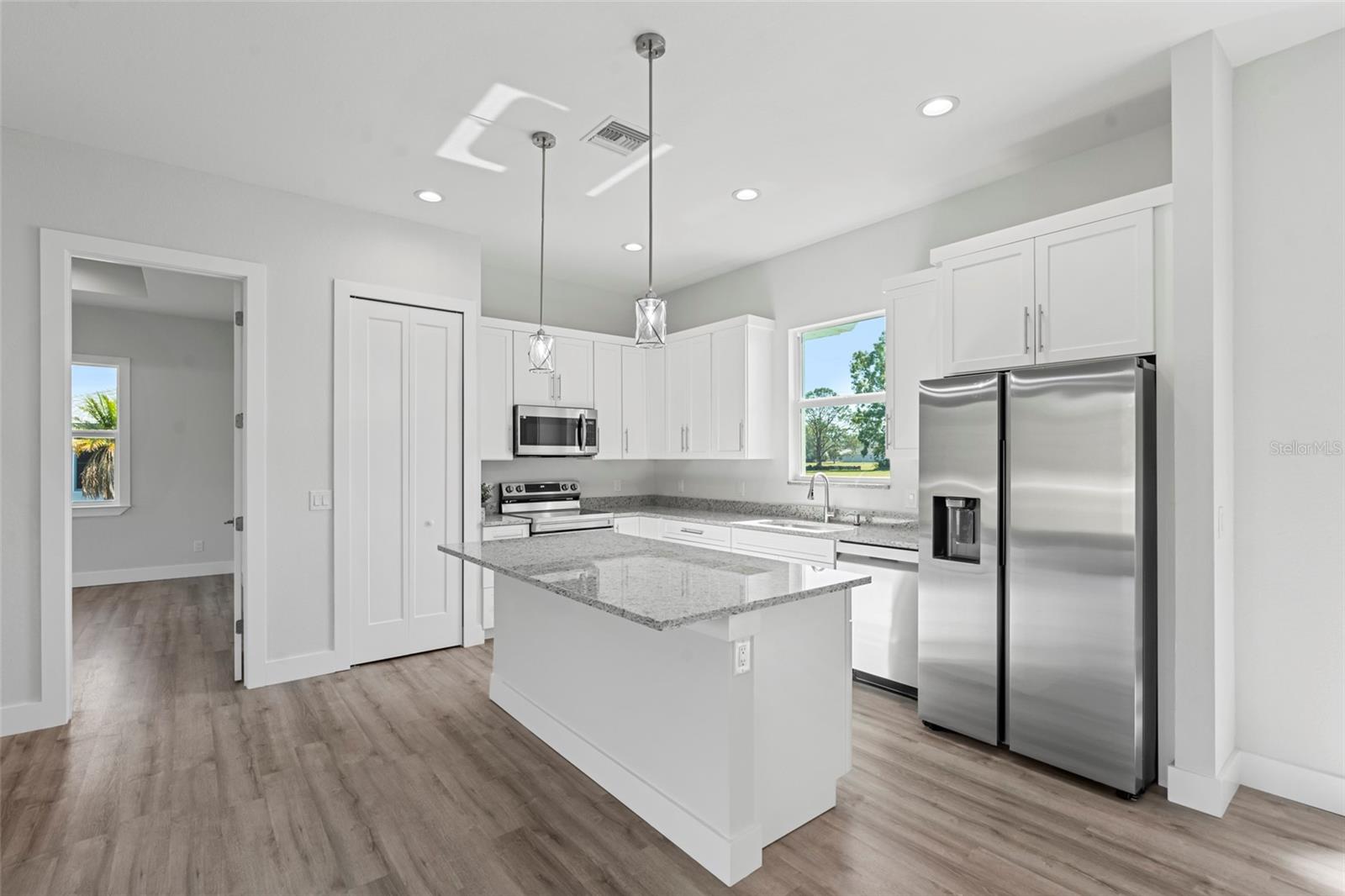 Image 15 of 20 For 25434 Alicante Drive