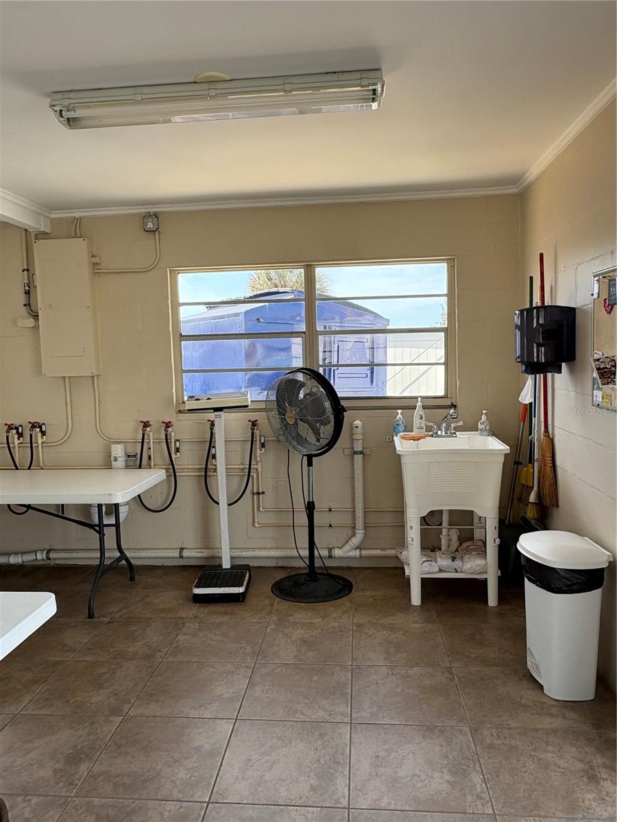 Image 33 of 41 For 11144 101st Way 143