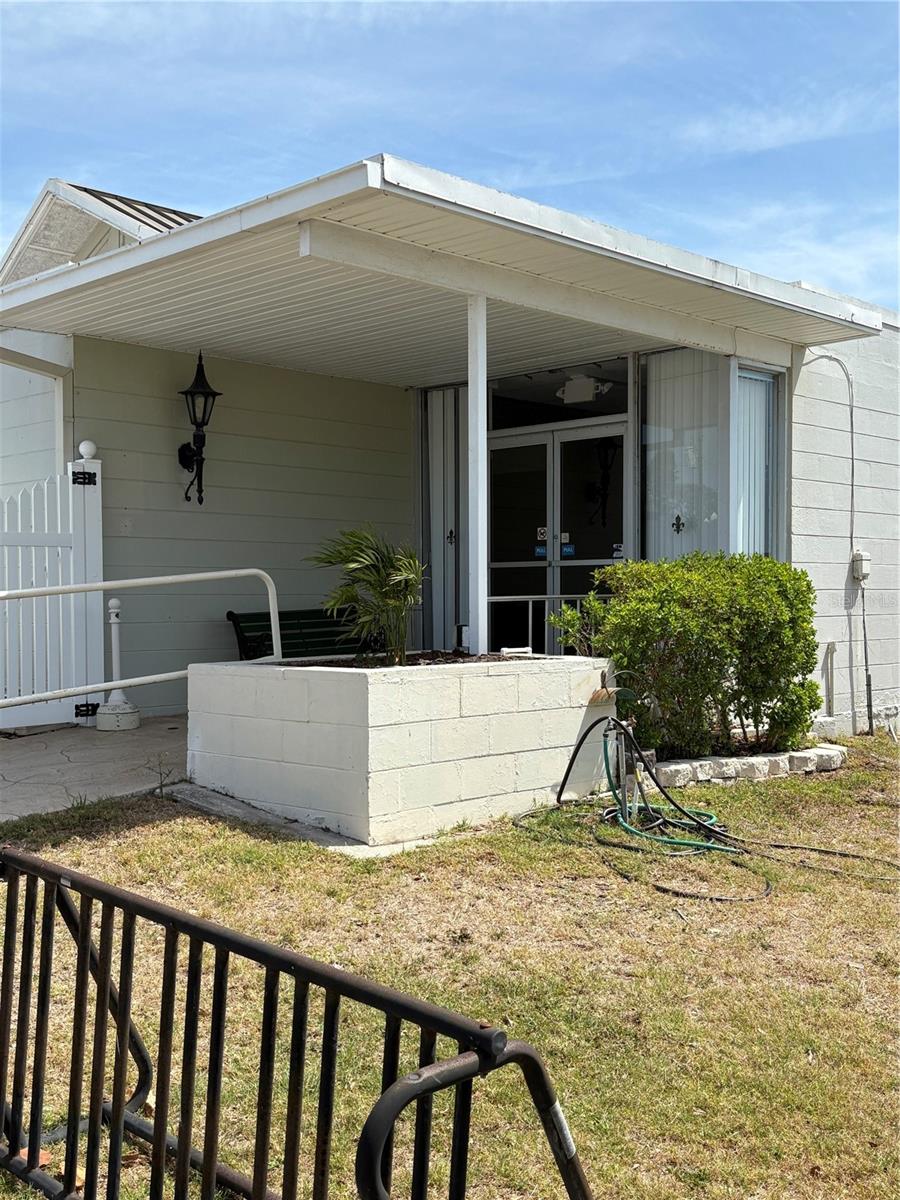 Image 38 of 41 For 11144 101st Way 143