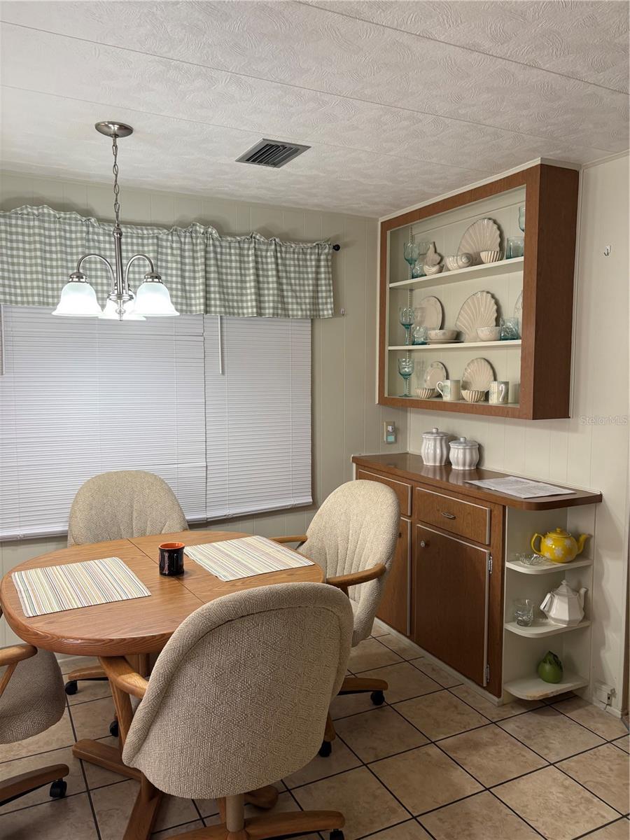 Image 6 of 41 For 11144 101st Way 143