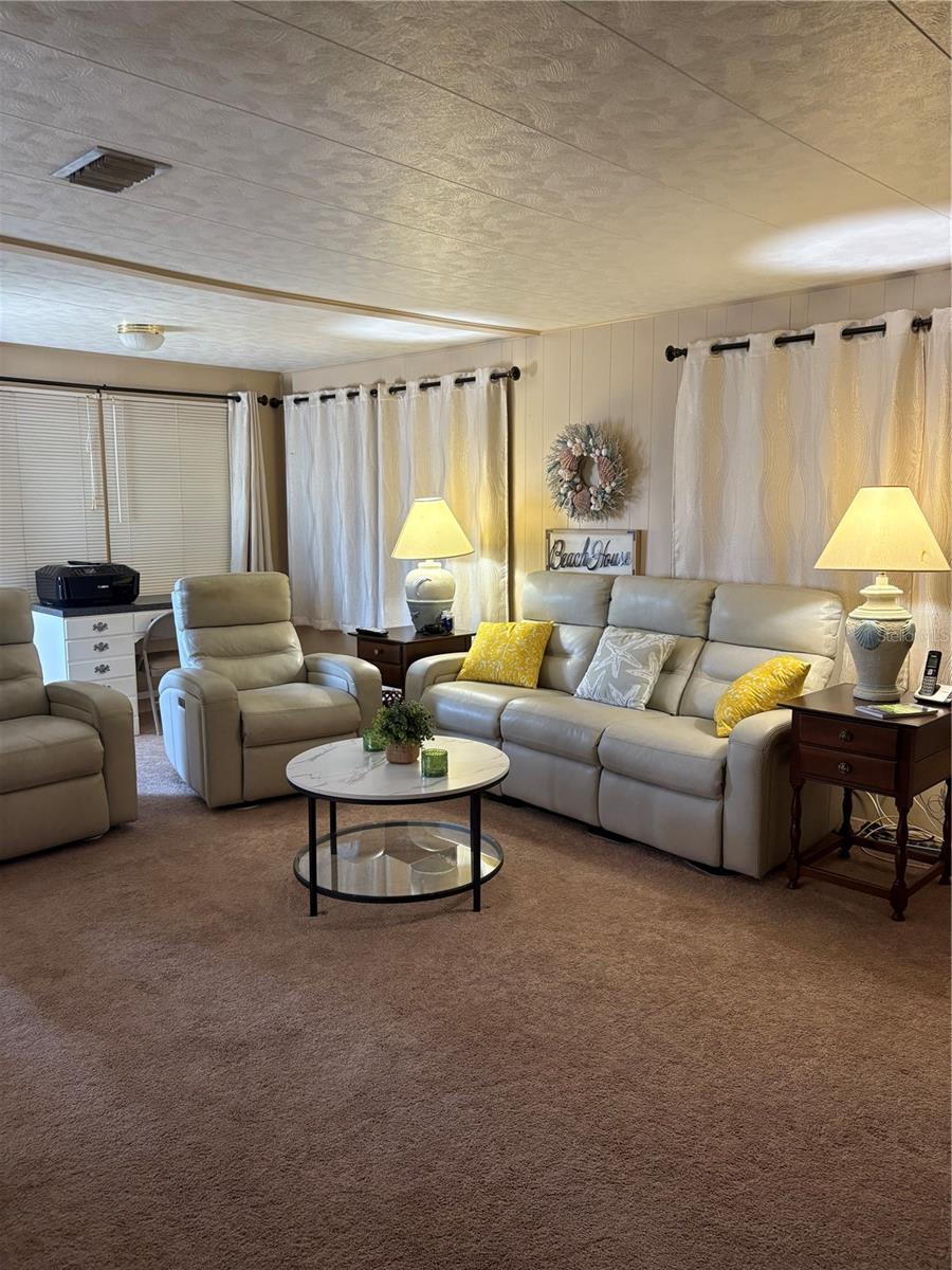 Image 9 of 41 For 11144 101st Way 143